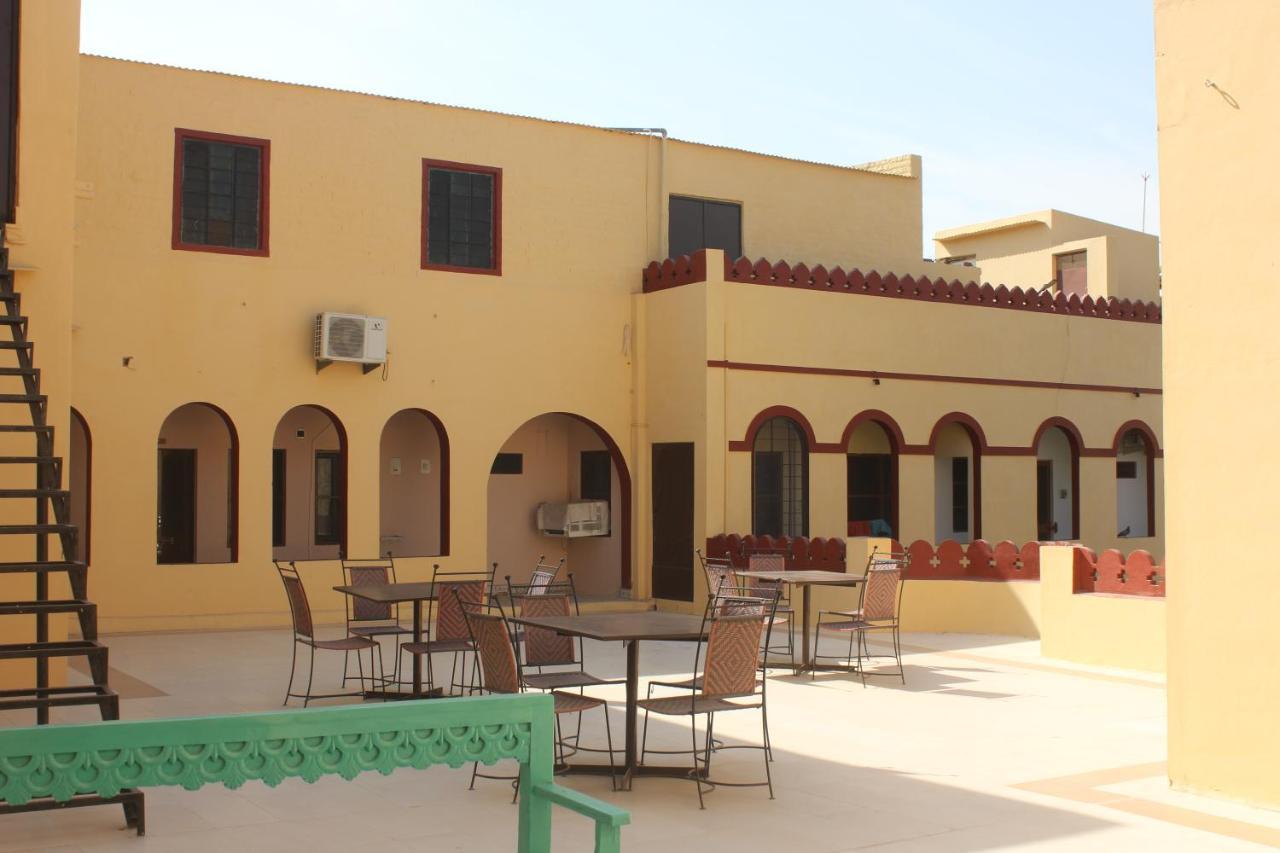 Sankhu Niwas Hotel Bikaner Exterior foto