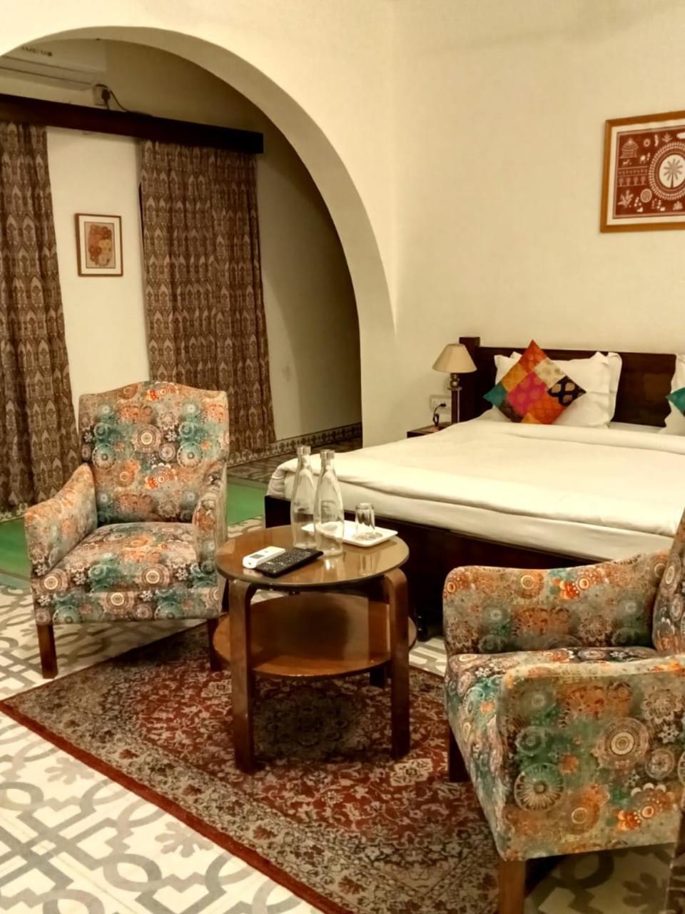 Sankhu Niwas Hotel Bikaner Quarto foto